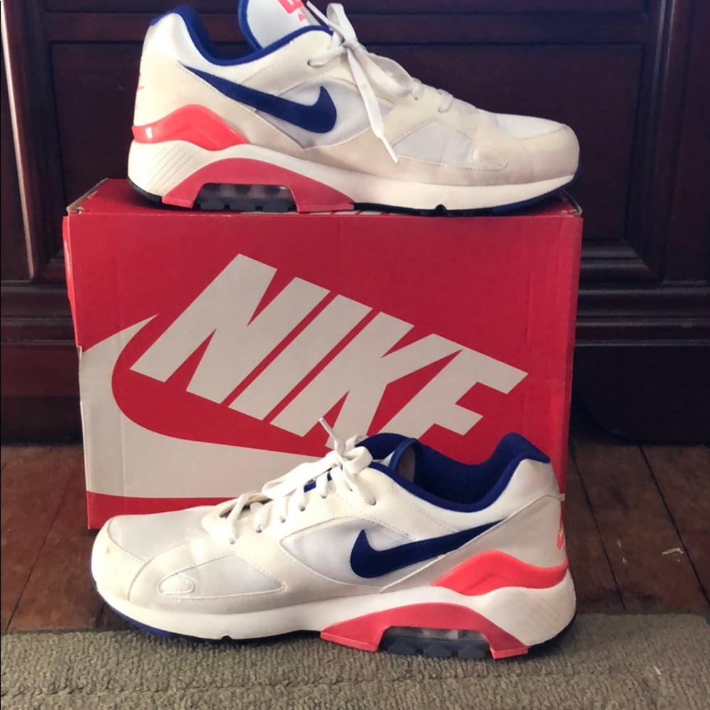 Nike Air Max 180